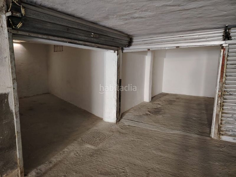 Foto e9ed6b9f-f3a8-42cd-926e-915fa46ad256. Aparcament cotxe a Urduliz