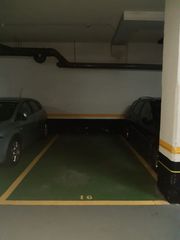 Miete Autoparkplatz in Urduliz. Estupenda parcela de garaje para coche y moto en urdúliz