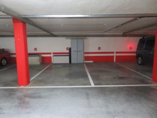 Parking voiture à Sopela. Dos parcelas de garaje colindantes con posibilidad de cerrar.