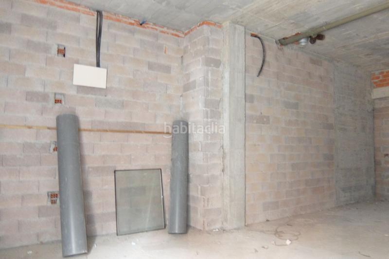 Foto 3c660218-67ce-42fc-aa24-3b04de4a111b. Location local commercial dans Urduliz