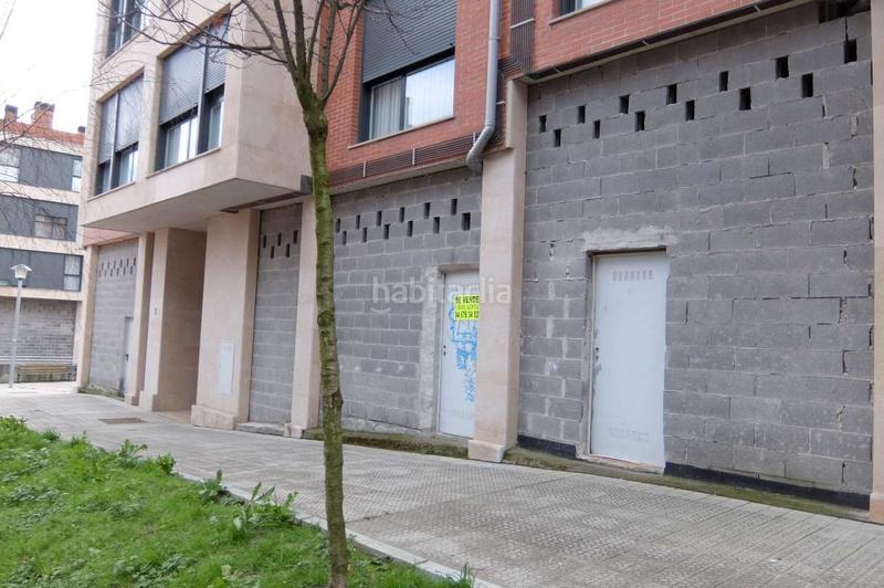 Foto 44483bc4-f2d1-4637-aab1-0dc25ac5baae. Location local commercial dans Urduliz