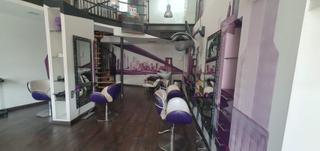Lloguer Local Comercial a Sopelana. Impecable local de peluqueria en pleno centro de sopela