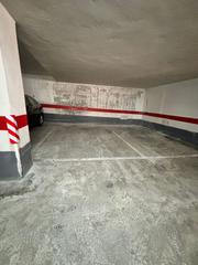 Lloguer Aparcament cotxe a Santa María de Getxo. Plaza de aparcamiento en garaje comunitario bien ubicada en getx