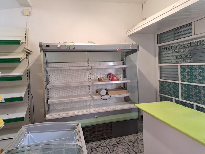 Foto a756c33e-b5be-4cf3-ad07-e14a97319b93. Location local commercial dans Urduliz