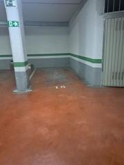 Lloguer Aparcament cotxe a Sopelana. Parcela de garaje en el centro de sopela
