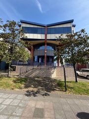 Nave industrial en Loiu. Pabellon con licencia de hotel