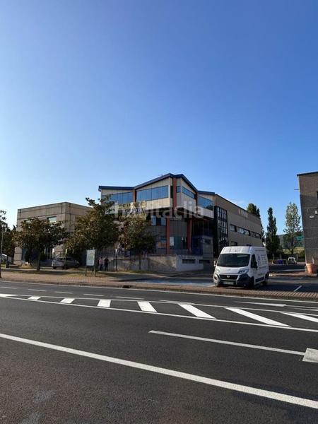 Foto c285ea9a-045c-4680-9b1e-6dbdf5a5d452. Nave industrial pabellon con licencia de hotel en Loiu