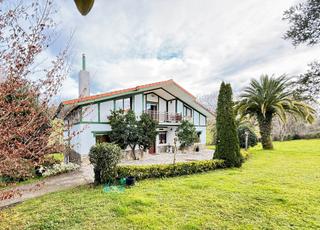 Xalet  Barrio ergoien