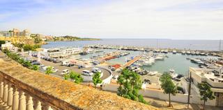 Chalet in Sant Agustí. Impresionante casa de 3 plantas en cala nova con maravillosas vi