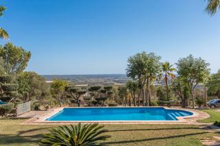 Towny house in Puntiró. Fantástica finca con vistas al mar y a palma