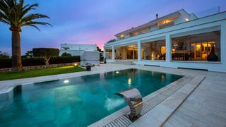 Xalet a Cala d´Or. Moderna villa cerca del mar con licencia turistica cala dor