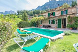Masia a Sóller. Espectacular finca con dos casas y dos licencias de alquiler vac
