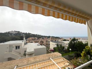 Apartament a El Toro. Encantador apartamento con vistas parciales al mar y terraza cer