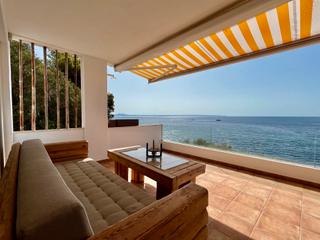 Zweistöckige Wohnung in Magaluf. Apartamento de primera línea con impresionantes vistas panorámic