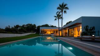 Chalet in Son Vida. Villa familiar en son vida con gran privacidad, piscina infinity