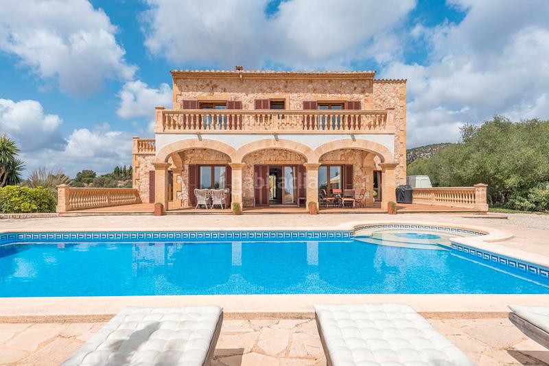 Foto a5c7d5ff-3f8c-445a-9525-c60925a8e6a2. Miete bauernhof mit pool in S´Alquería Blanca - Calonge Santanyí