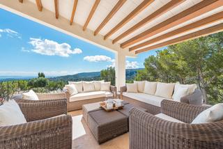 Chalet in Son Vida. Mallorca inmobiliaria villa de alto standing en son vida con vis