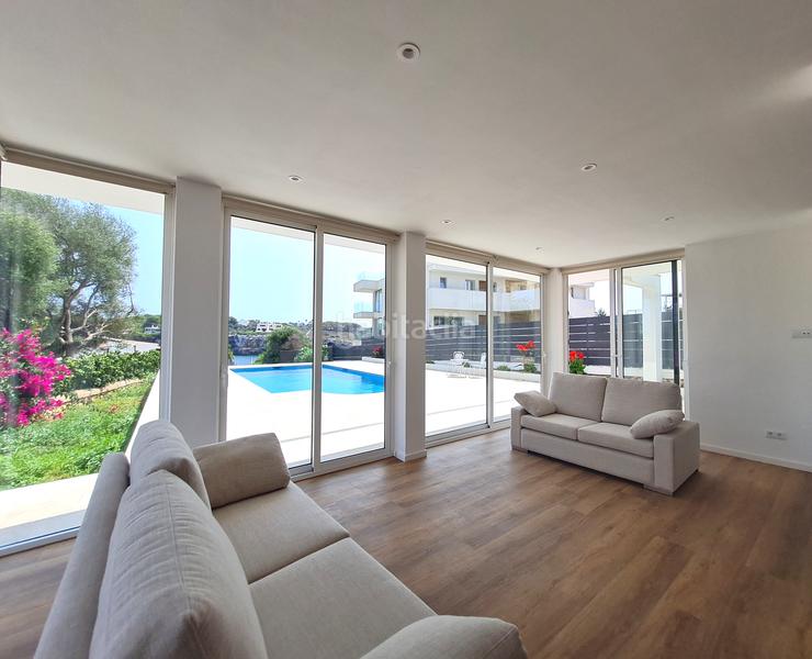 Foto 318b5e06-7c95-4ca5-9d99-dffdb49117d3. Alquiler planta baja espectacular apartamento con piscina en Portocolom en Felanitx