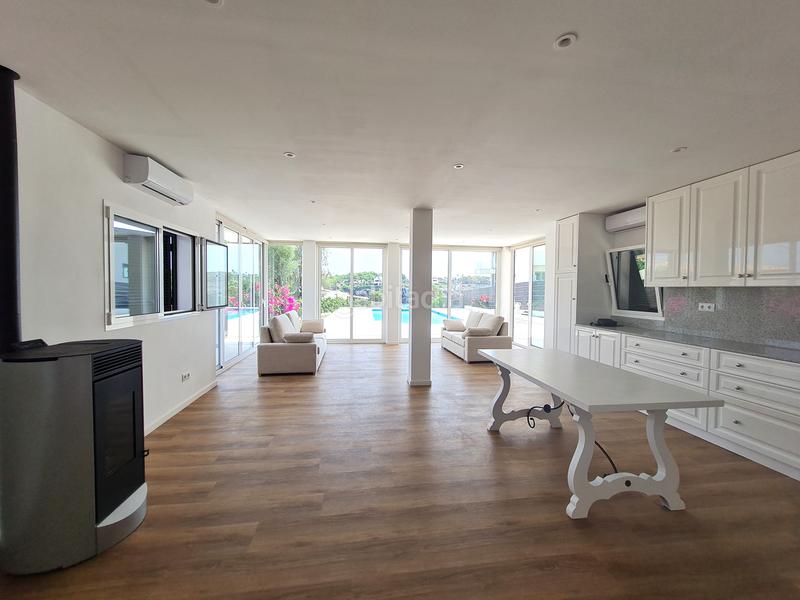 Foto 963ec98c-01d9-469e-88a0-7d47c3ece4c2. Alquiler planta baja espectacular apartamento con piscina en Portocolom en Felanitx