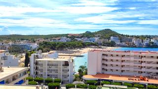 Rent Apartment in Costa de la Calma. Apartamento con vistas abiertas en santa ponsa