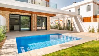 Xalet a Cala Ratjada. Apartamentos y casas de nueva construcción en una ubicación priv