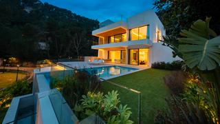 Chalet in Son Vida. Moderna villa de nueva construcción en son vida con estupendas v
