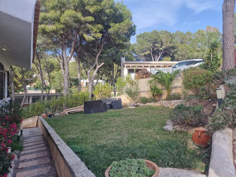 Foto eaee9476-c5f3-45a6-a40e-a2169be28b79. Affitto casa bifamiliare in Costa de la Calma Calvià