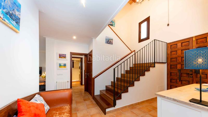 Foto 54427c1a-4b32-43b5-bcb6-361ff84fef2f. Chalet con piscina in Puigpunyent