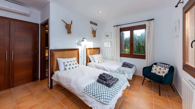 Foto e0b0f2a1-2735-48b9-917d-bbd8140d40e9. Chalet con piscina in Puigpunyent