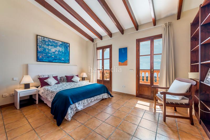 Foto bceff38b-01fd-4cc9-a95e-ae43e40a3248. Location chalet avec piscine dans Costa d´en Blanes Calvià