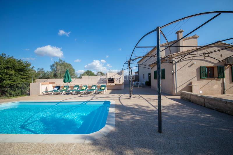 Foto a487ad4f-b128-4fab-ba30-dd15d096f387. Location mas avec piscine dans Algaida