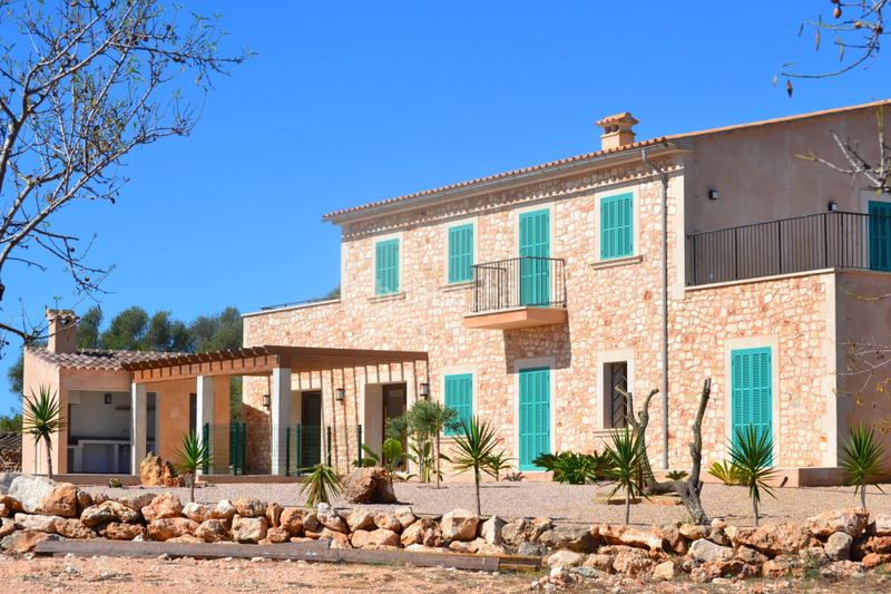 Foto f0dfa0ea-dbbc-417a-b4b0-946769c3d896. Location mas avec piscine dans Portocolom Felanitx