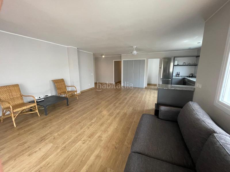Foto bcd47300-f871-4174-8c6d-80ac0fb01641. Piccolo appartamento con piscina in Santa Ponça Calvià