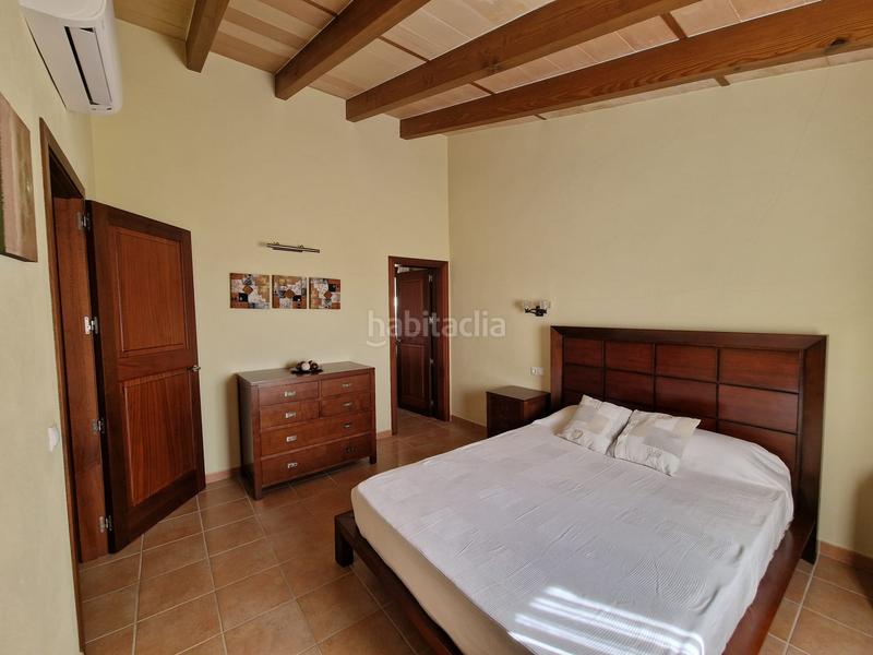 Foto 19b58dc1-54cf-46a2-a1c3-d7a96af054a3. Affitto casa bifamiliare con piscina in Campanet