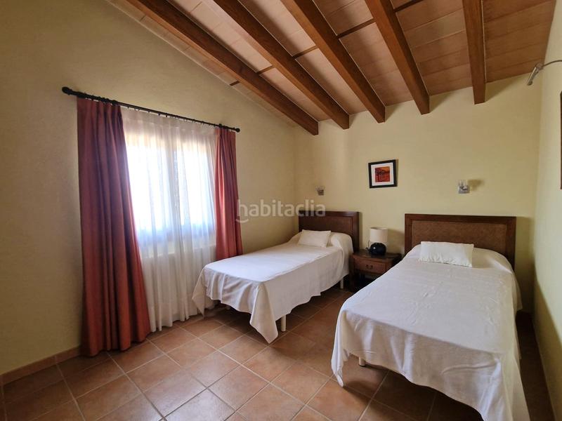 Foto 31e96f0a-e2b1-4f9c-a20d-25e416563bff. Affitto casa bifamiliare con piscina in Campanet