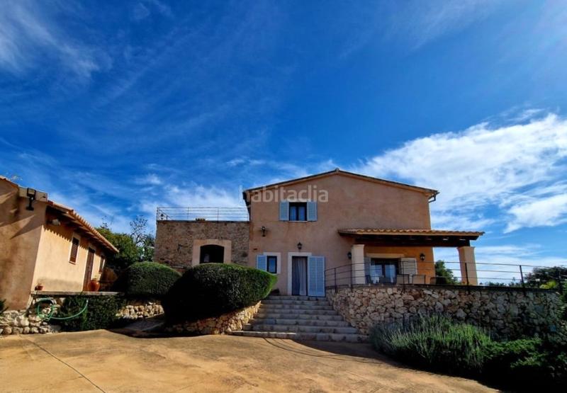 Foto ba1124d3-3dfc-4587-b934-85b17464fc16. Affitto casa bifamiliare con piscina in Campanet