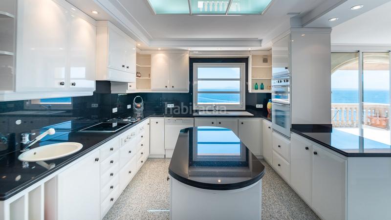 Foto 34f65a1b-c519-478a-840a-a424683e215f. Chalet mit pool in Cala Vinyes Calvià