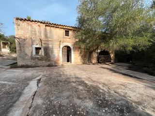 Mas à Llubí. Solar rústico edificable en venta en llubí