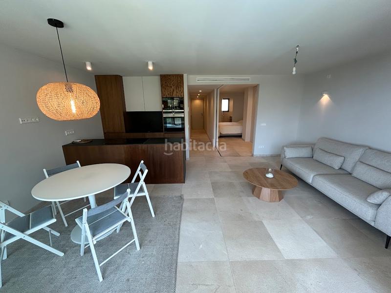 Foto 5afd26b1-ba34-47e7-a415-c4cbc80814d2. Apartament amb piscina a Portals Nous Calvià