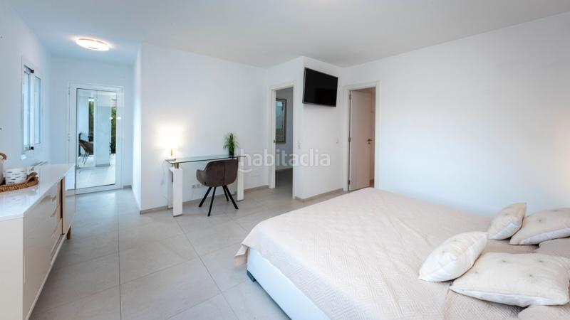 Foto b2c05e18-3e11-43dd-a2ad-95ffa6c730cf. Location chalet avec piscine dans Peguera Calvià