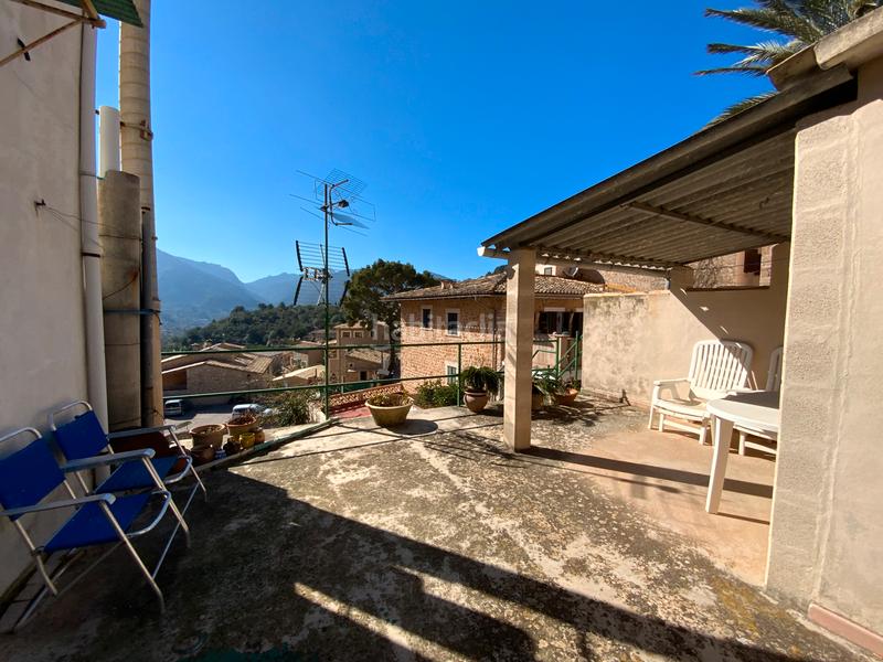 Foto 1acf6534-33f7-40c4-a532-ca01f251e6cb. Casa aparellada a Fornalutx