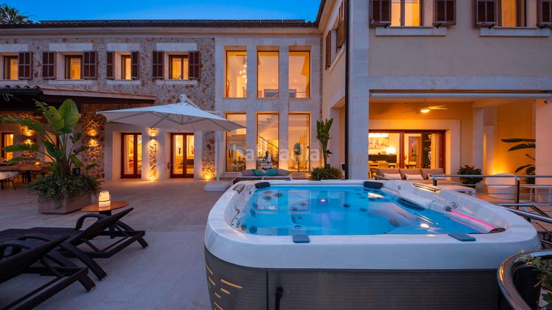 Foto 28959354-d378-4f3f-a7ba-ad2d5b1bb512. Chalet exclusiva villa de lujo con vistas al mar en una ubicación privilegiada en el campo de golf de pollensa en Pollença