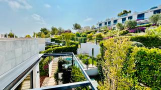 Casa aparellada a Cala Vinyes. Villa de diseño con piscina privada en entorno exclusivo de cala