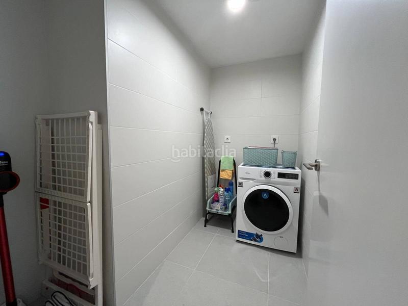 Foto f6da2d53-6def-49e3-b2db-924d9b1b4f0a. Lloguer apartament amb piscina a Polígon de Llevant Palma de Mallorca