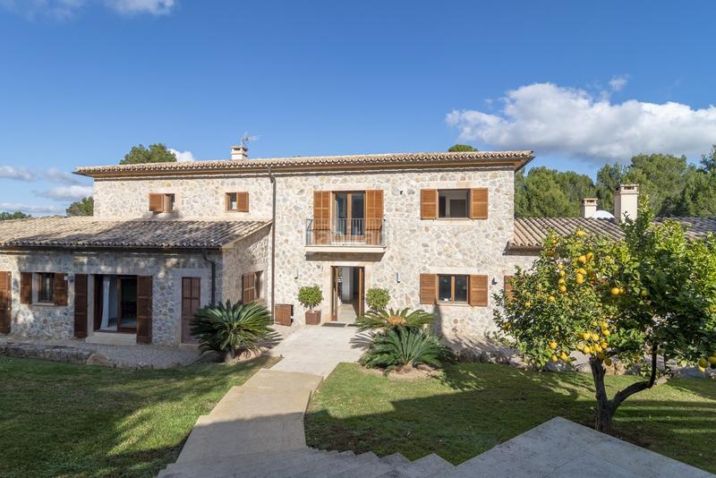 Foto 5af4f309-4a43-4a99-91d5-4433822f32b0. Rent chalet in Santa Ponça Calvià