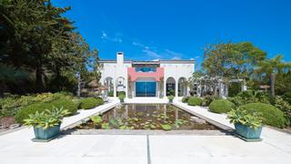 Chalet à Calvià Poble. Impresionante propiedad con vistas panorámicas en son font