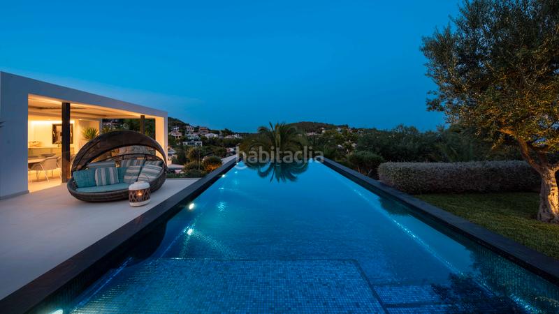 Foto 9a8d6c72-6a96-438a-a538-698f583a4a30. Chalet mit pool in Costa d´en Blanes Calvià