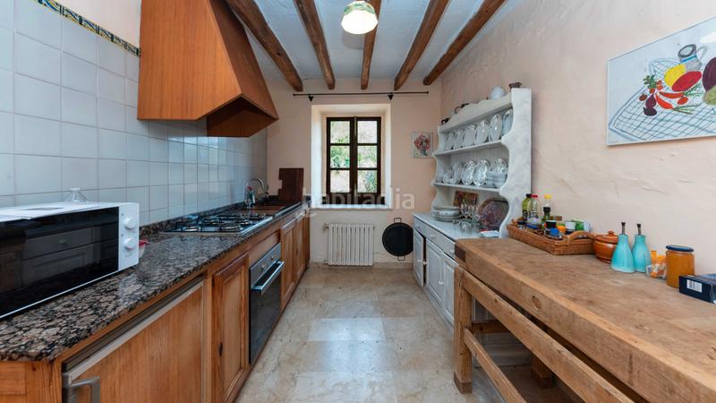 Foto 2a5354c7-8fa5-4505-9bd9-e6cc964f8e3a. Masia amb piscina a Es Llombards Santanyí