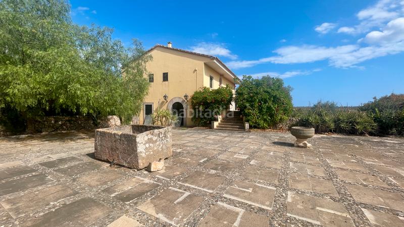 Foto bc9b1f82-c124-4e5d-93a3-d9e3d5c89d48. Masia amb piscina a Es Llombards Santanyí