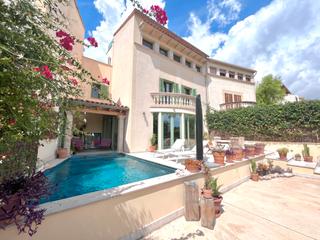 Towny house in La Bonanova